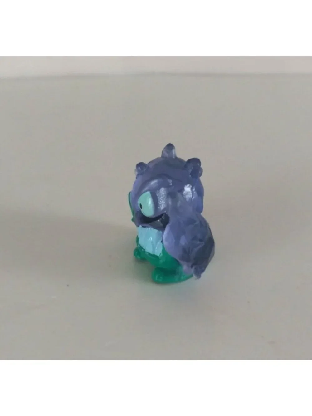 Mr. Beast Labs Swarms Hyper Fusion Series Frozen Freaks Frost Spike Ultra Rare